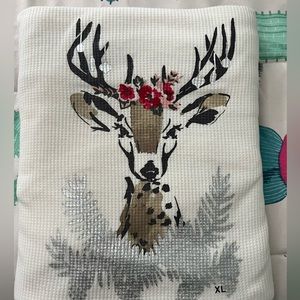 New, never worn ladies Festive Holiday Pajama 3piece set. Smoke & pet free home